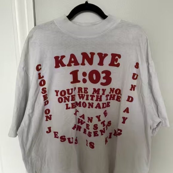 Kanye West Jesus Is King T-Shirt - Picture 1 of 3
